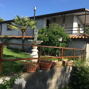 Chalet 13 Via Pavone, Zafferana Etnea